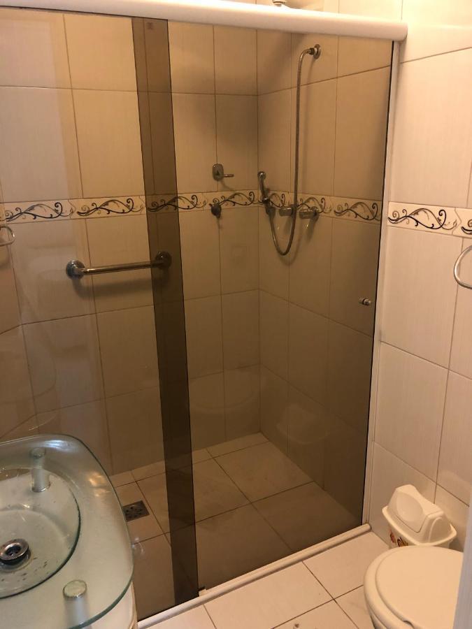 Apartamento Com Varanda E Suite Enseada グァルジャー エクステリア 写真