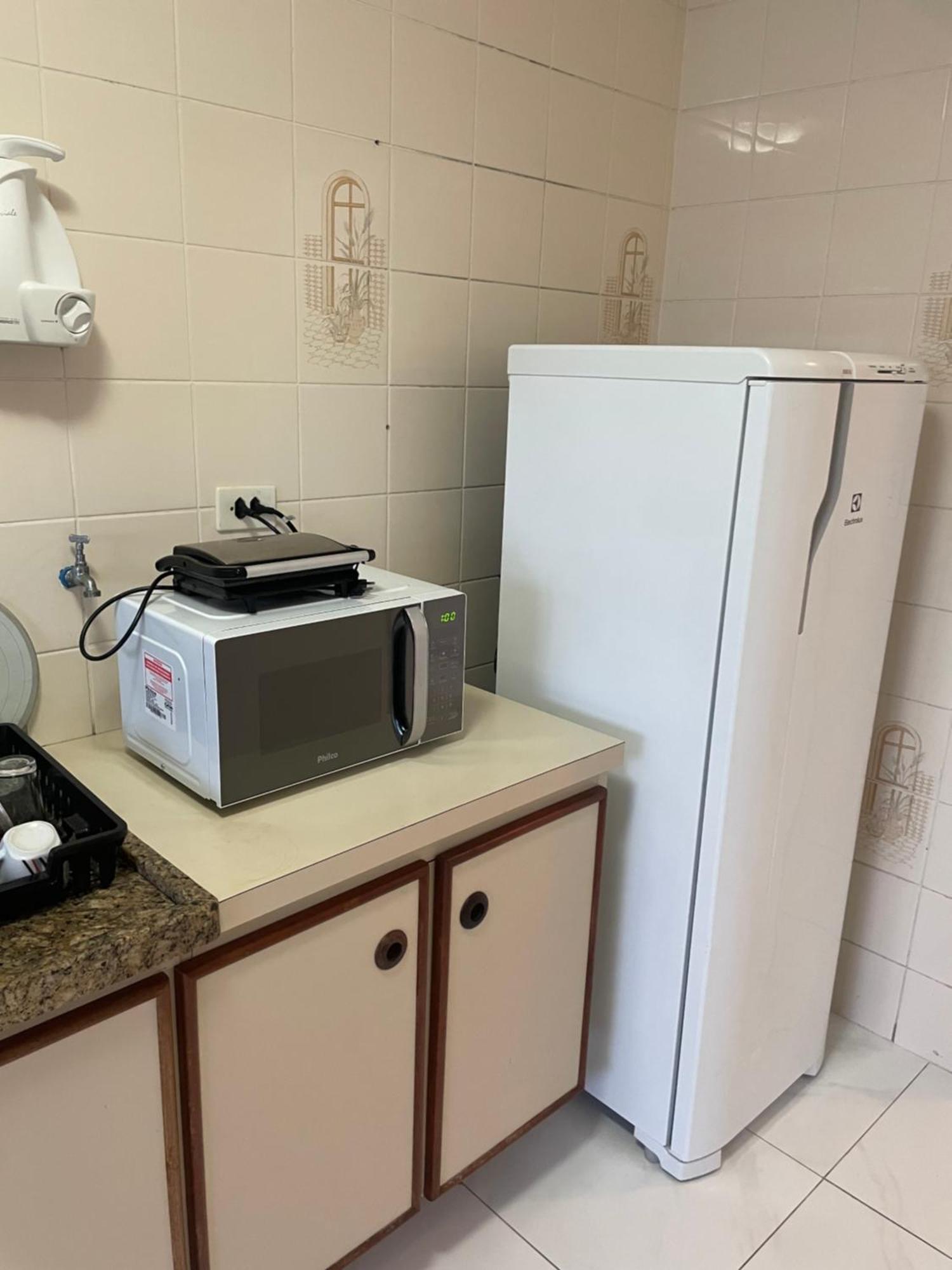 Apartamento Com Varanda E Suite Enseada グァルジャー エクステリア 写真